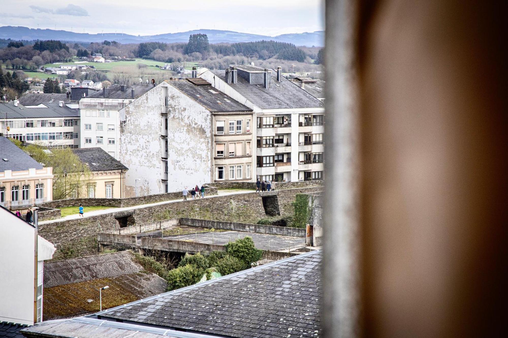 Appartement Lucus Skyline & Terrace à Lugo Extérieur photo