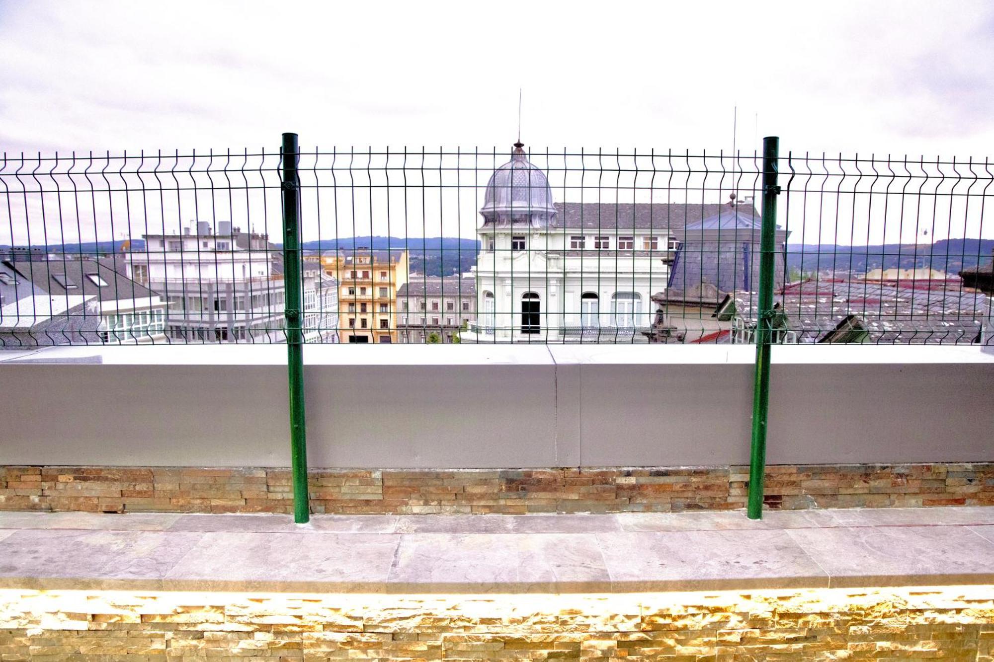 Appartement Lucus Skyline & Terrace à Lugo Extérieur photo