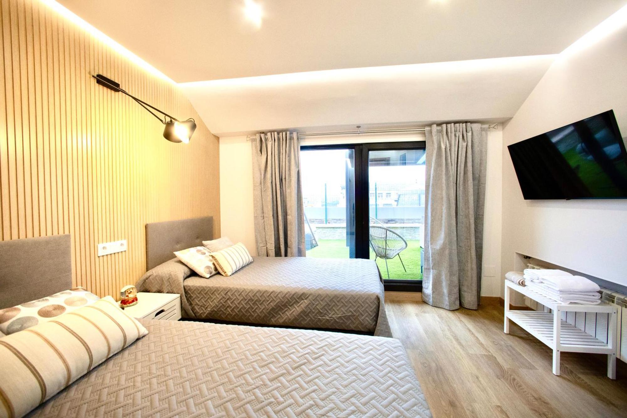 Appartement Lucus Skyline & Terrace à Lugo Extérieur photo